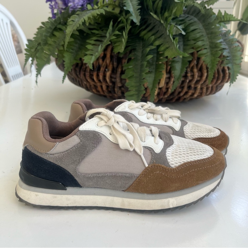 Hoff Brand size 7.5  Women's Athletic Shoes - Brown, White, Black